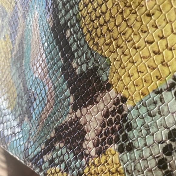 Cole Haan crossbody snake bag - Picture 5 of 14